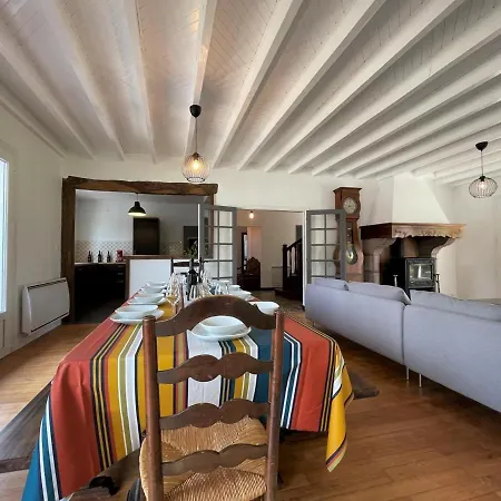 Dom wakacyjny Olhargia *